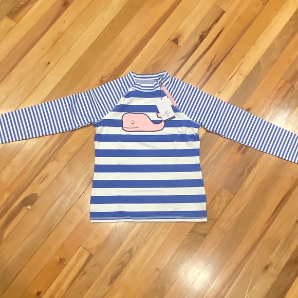 Vineyard Vines Swimshirt - Picture 5 of 5